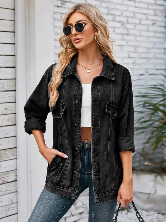 Jeansjacke im Oversize-Schnitt mit Knopfverschluss und langen Ärmeln
