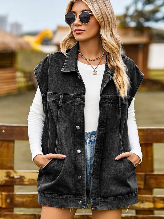 Jeansweste im Used-Look mit Taschen und lockerer Passform