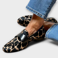 Damen Loafer Animalprint Slip-On mit Riegel – Yeny