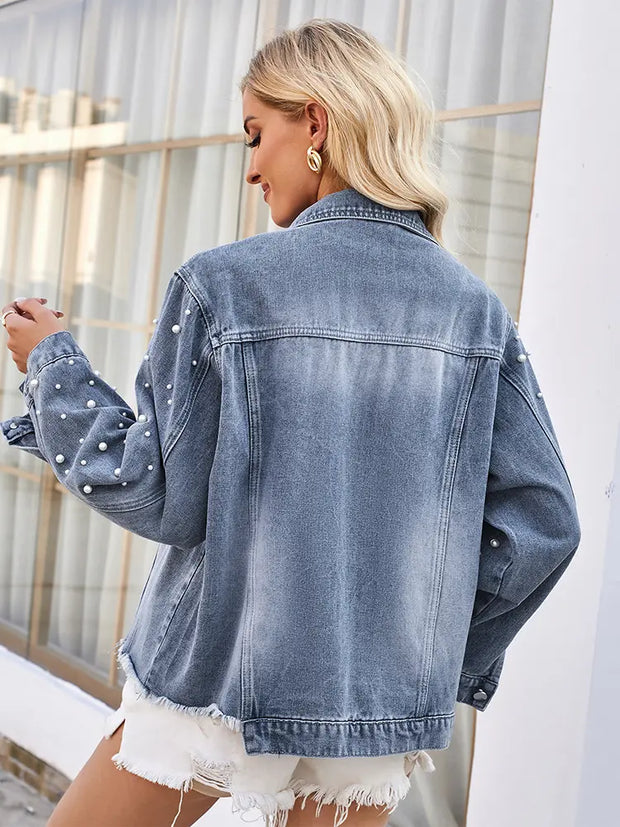 Jeansjacke im Used-Look mit Perlendetails und langen Ärmeln