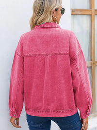 Jeansjacke im Used-Look mit Knopfverschluss und lockerer Passform