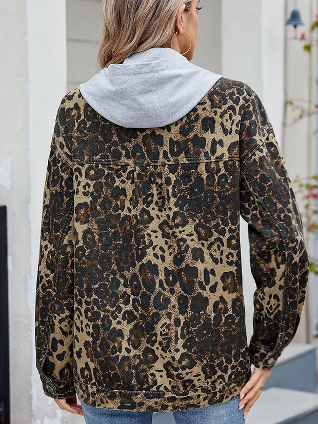Jeansjacke im Vintage-Look mit Kapuze