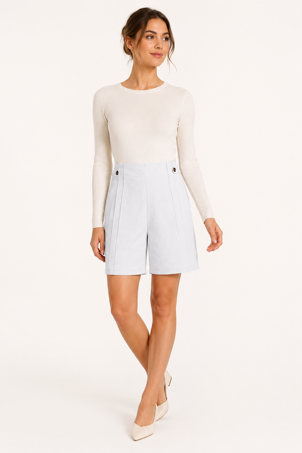 Hochgeschlossene Damen-Shorts mit seitlichen Knöpfen - Maren