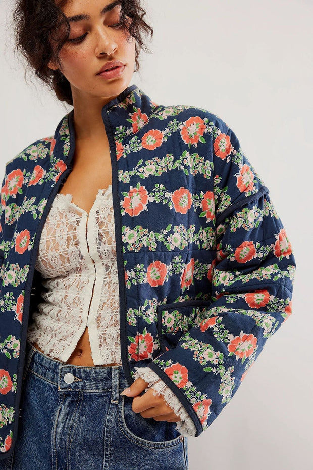 Jacke mit Blumenmuster, Taschen und überschnittenen Schultern