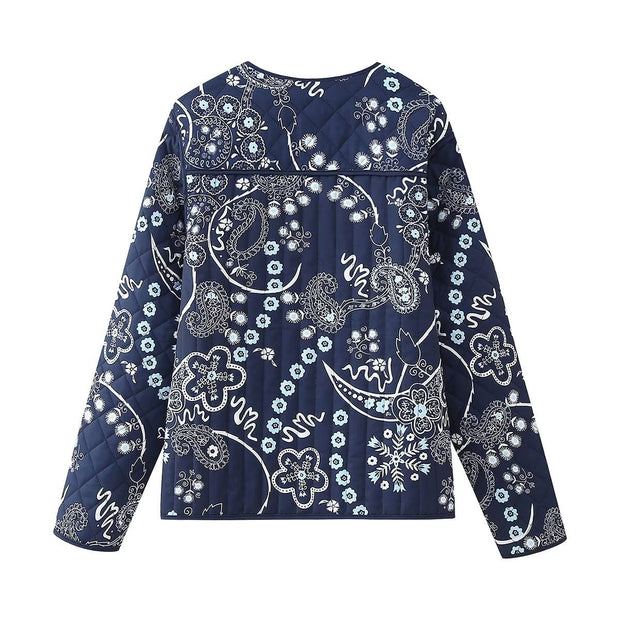 Steppjacke mit Blumenmuster und Ethno-Muster