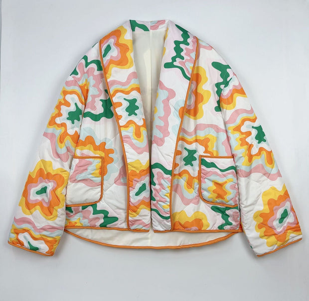 Steppjacke mit farbigem Patchwork-Print