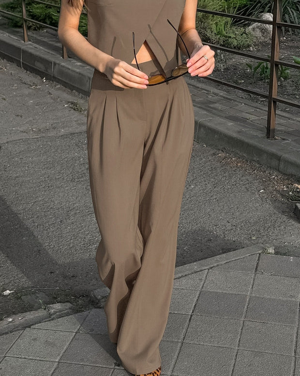 Ärmelloses Damen-Set strukturiertes Oberteil + braune Stoffhose - Siena