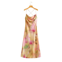 Langes Damenkleid mit dünnen Trägern und Ausschnitt - Elinor