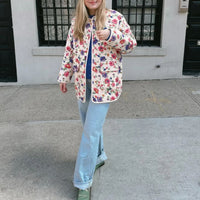 Jeansjacke mit Blumenmuster, Taschen und lockerer Passform