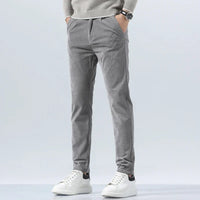 Herren-Cordhose mit Bundfalten und Seitentaschen – Corvin